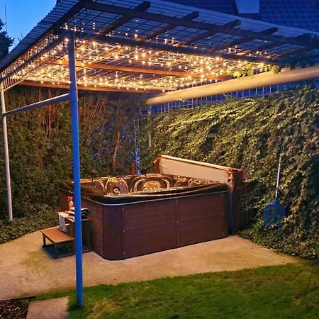 Roubenka Rozkos * Nové Město nad Metují