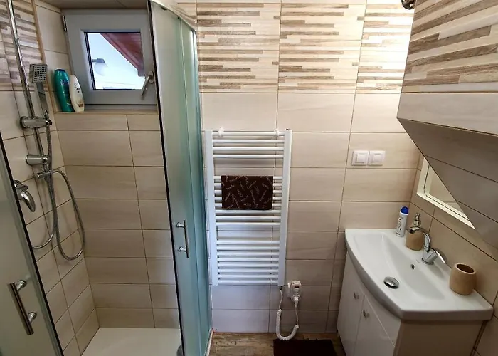 シャレー Roubenka Rozkos *